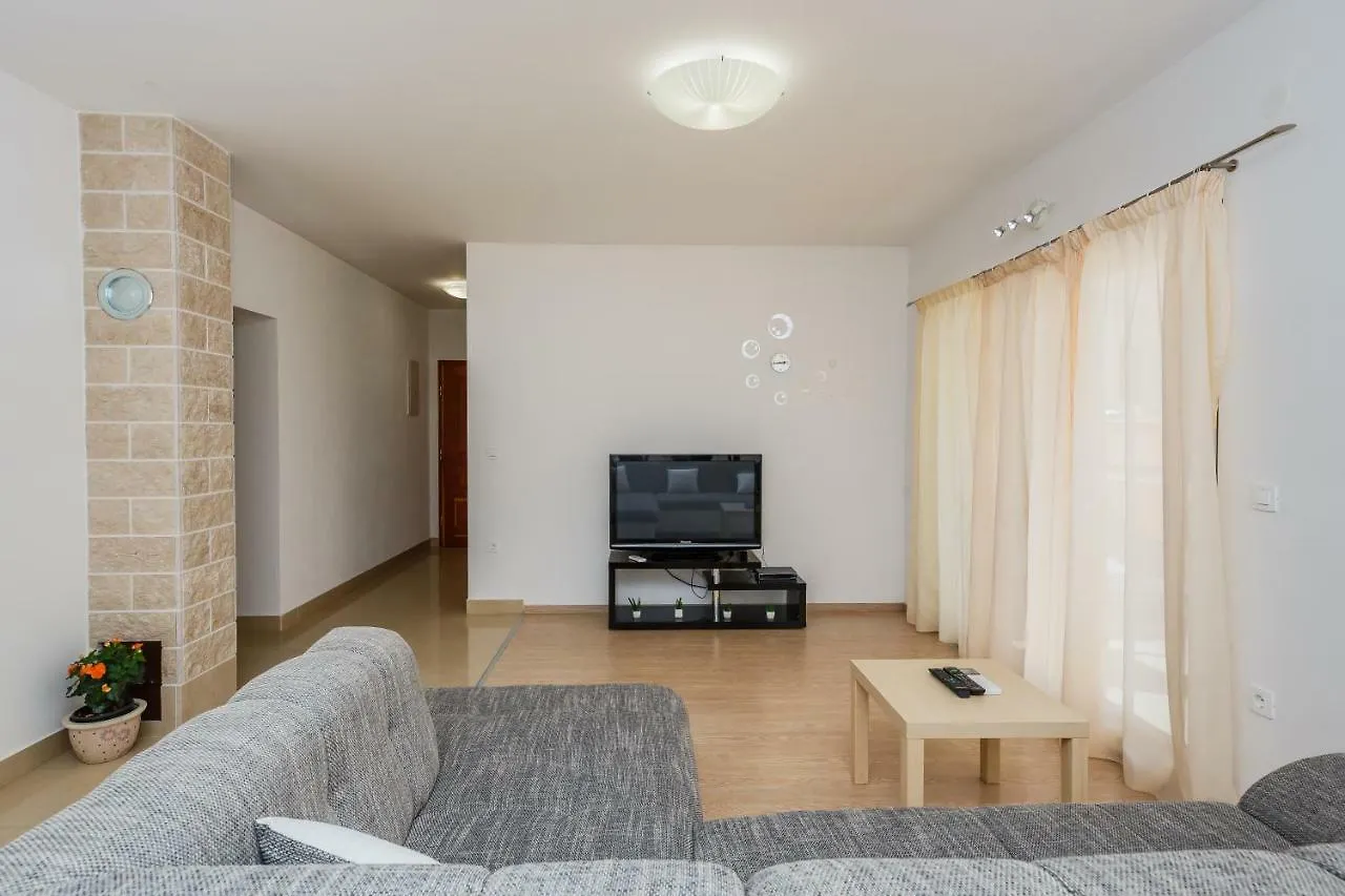 Apartments Selak Split