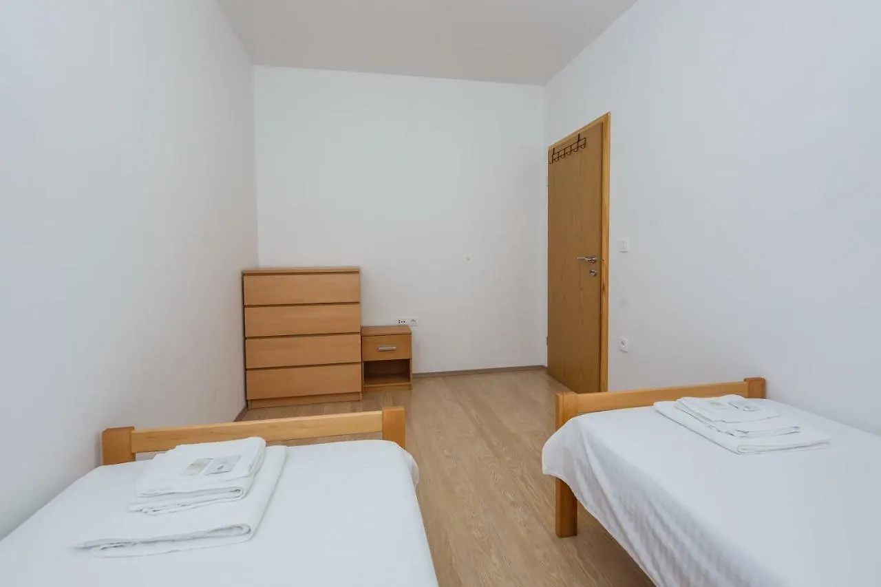 Apartments Selak Split