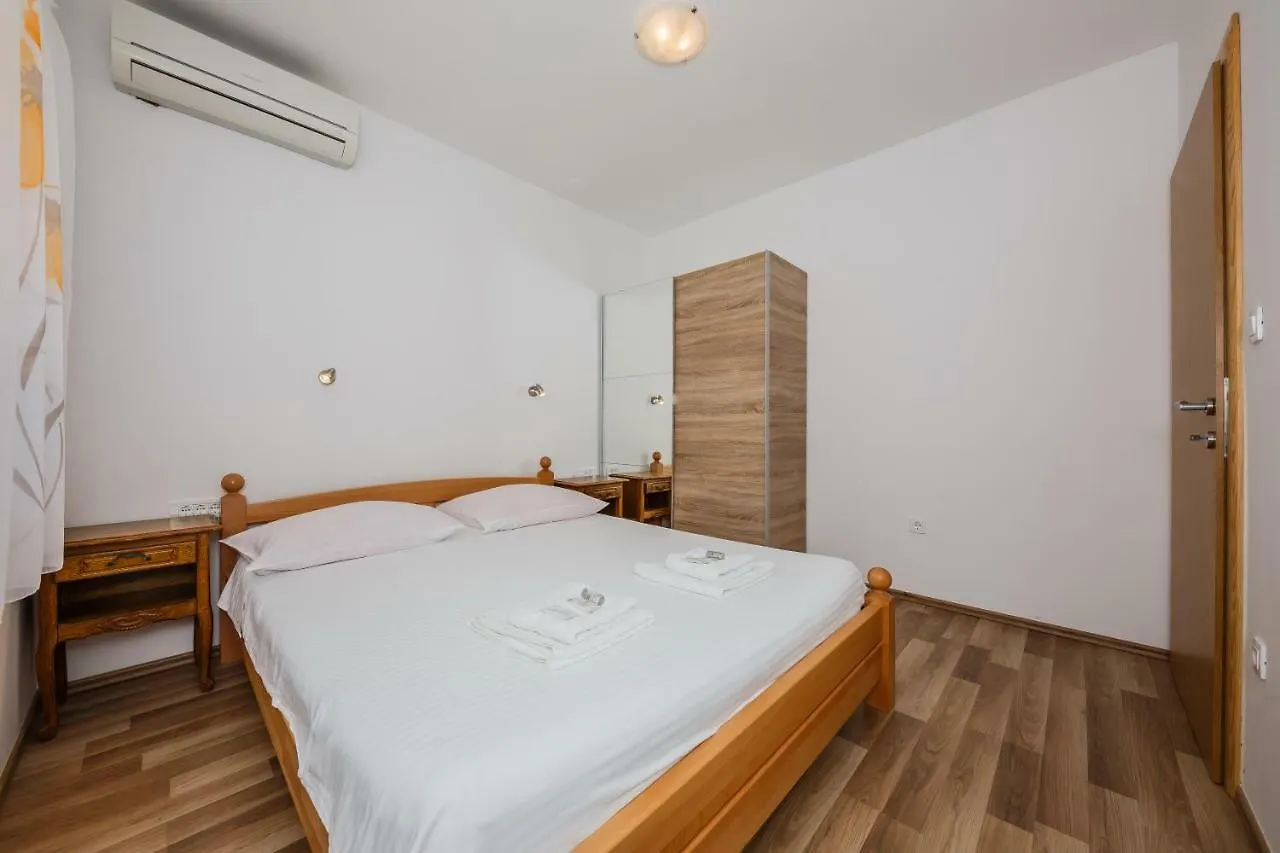 Apartments Selak Split